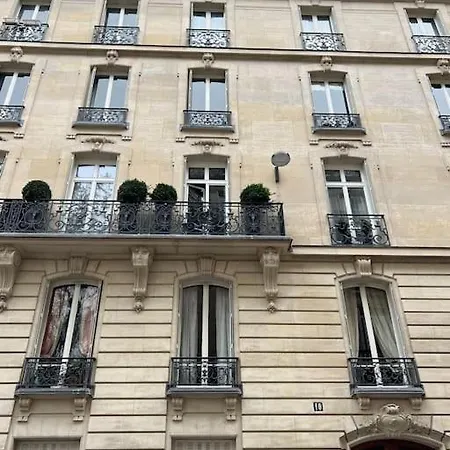 Votre Pied-à-terre En Plein Appartamento Parigi